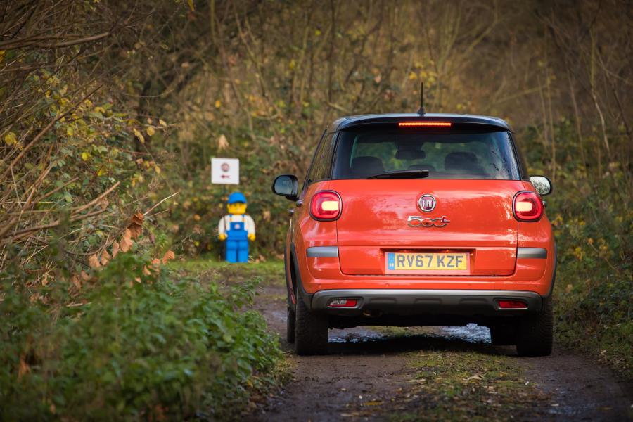  Fiat 500L Cross (330) 2017 года  (UK) (фото 38 из 89)